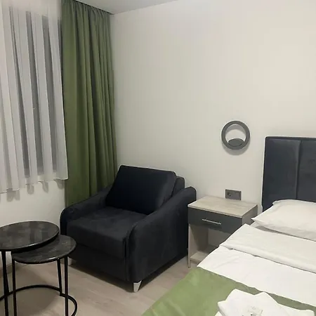 Hotel лилия 2*
