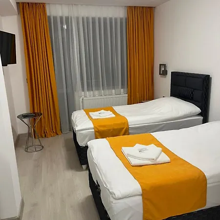 лилия Hotel 2*